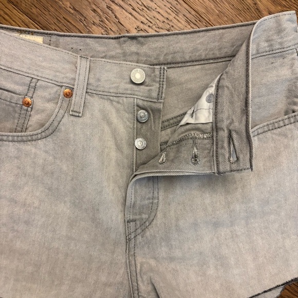 Levi's Premium 501 Original Denim Shorts - Picture 5 of 12